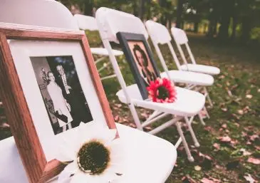 How to honour those who cant be there on your wedding day